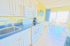 Direct Oceanfront Condo w/Private Balcony 15 Minutes from Downtown St Augustine