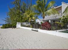 Radwood Beach House #2 - Fitts Village - St. James