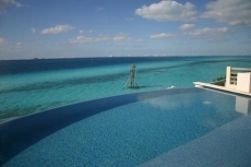 Isla Mujeres' Finest Oceanfront Home Special Summer Rates!