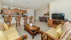 4 Bedroom Townhome with Pool, Paradise Palms resort, more available options as well...