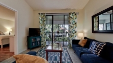 LUXURY CONDO, FREE WIFI, IMG 3 MINUTES, POOLS, TENNIS, ANNA MARIA BEACHES